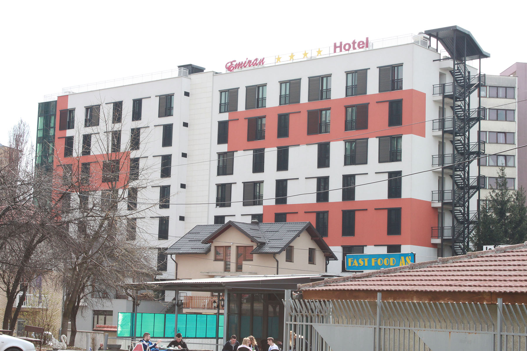 Hotel Emiran
